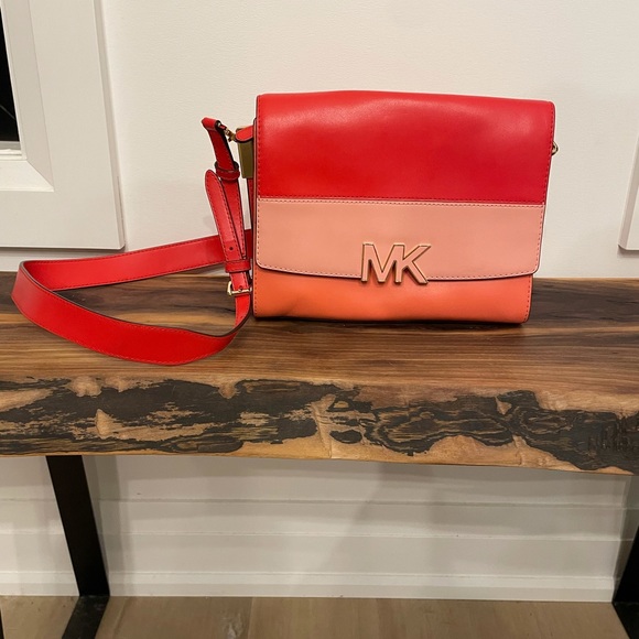 Michael Kors Crossbody Colourblock bag - Picture 6 of 8